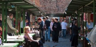 street market